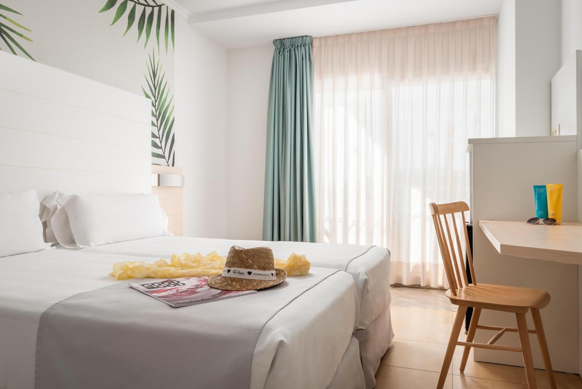 Triple Room Balcony